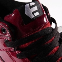Обувь женская Etnies RVM Black/Red/White артикул 7376b.
